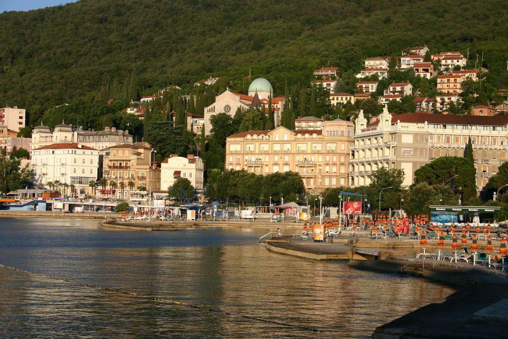 Apartment Zora Opatija
