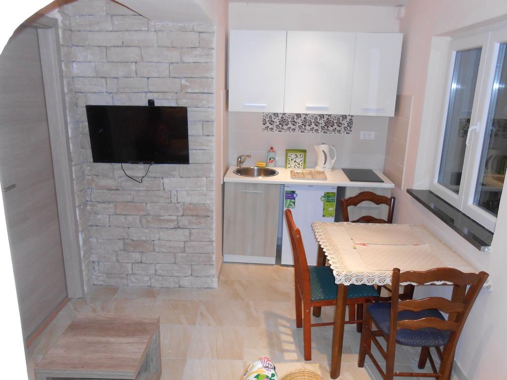 Apartment Zora *